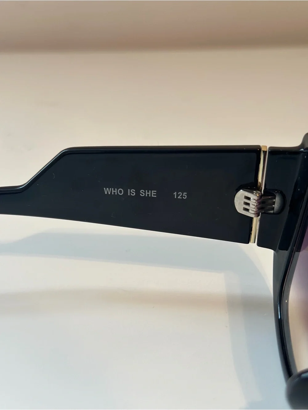 Quay Australia Who Is She Oversized Square Sunglasses Black Gradient CAT 3 UV